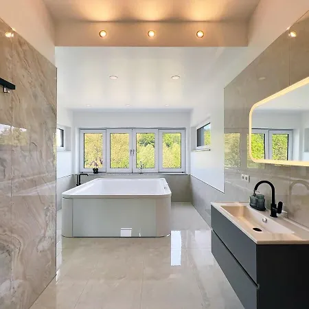 Bonquartier - Luxurioeses 4-zi-penthouse Mit Grosser Terrasse - Blick Ins Gruene شقة فاختبيرغ