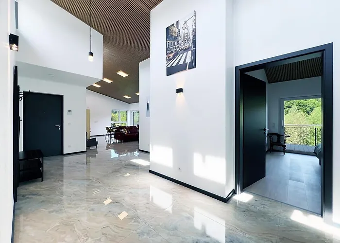 Appartement Bonquartier - Luxurioeses 4-zi-penthouse Mit Grosser Terrasse - Blick Ins Gruene